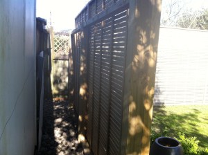 Garden trellis fence